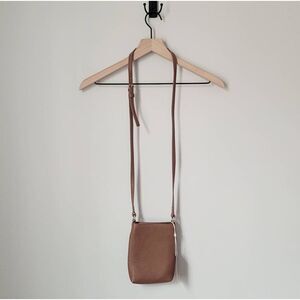 Quince Italian Leather Crossbody Bag in Chestnut Brown
